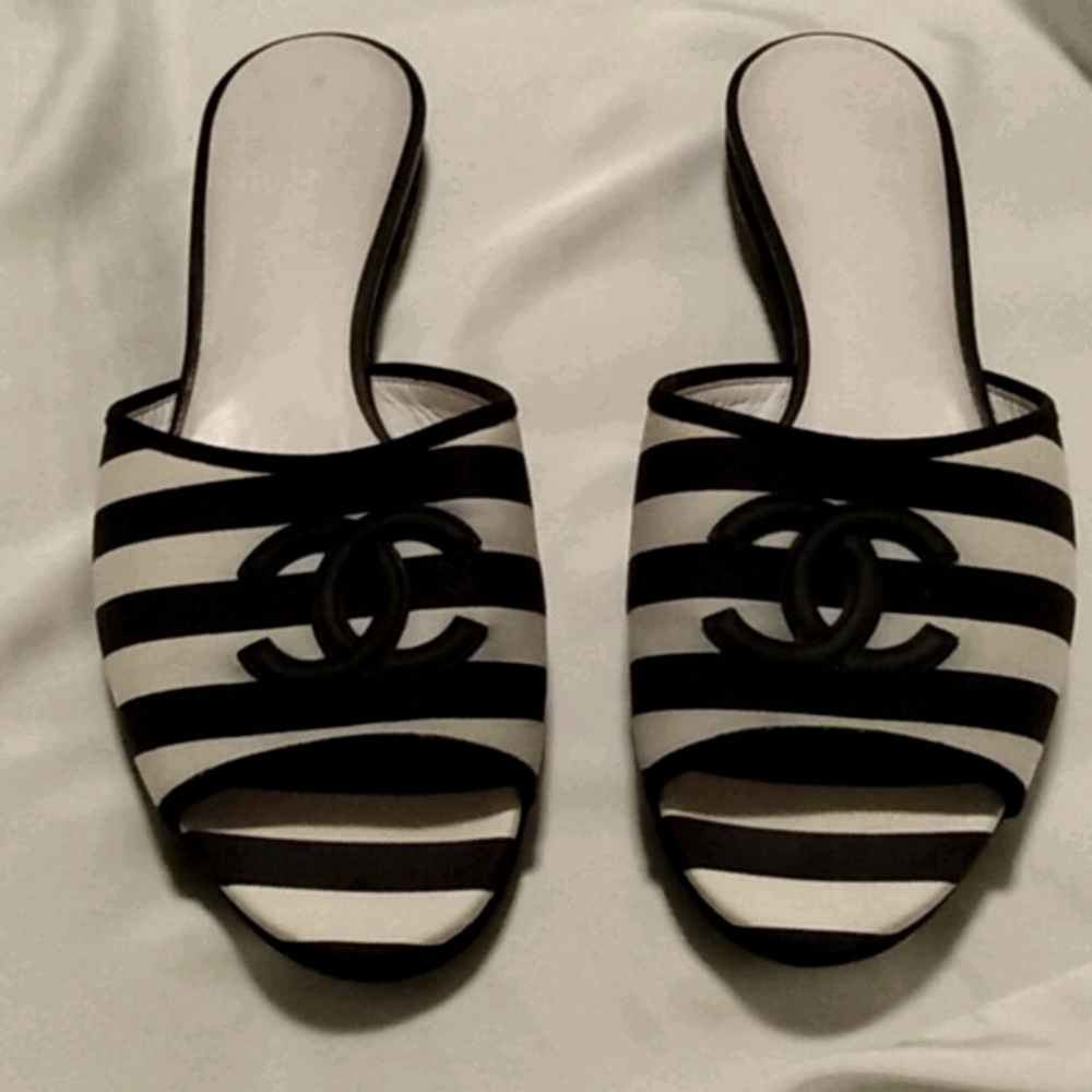 Chanel flat sandal , 💯 original